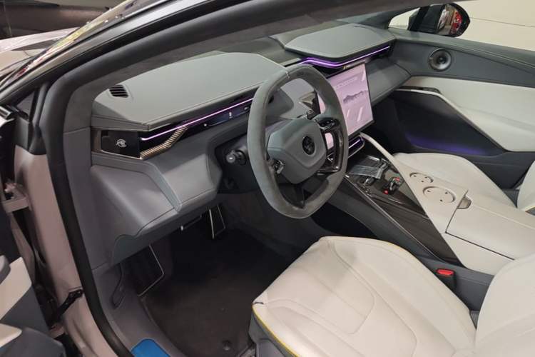 Used Lotus ELETRE 2023 ELETRE R+ Driver Seat