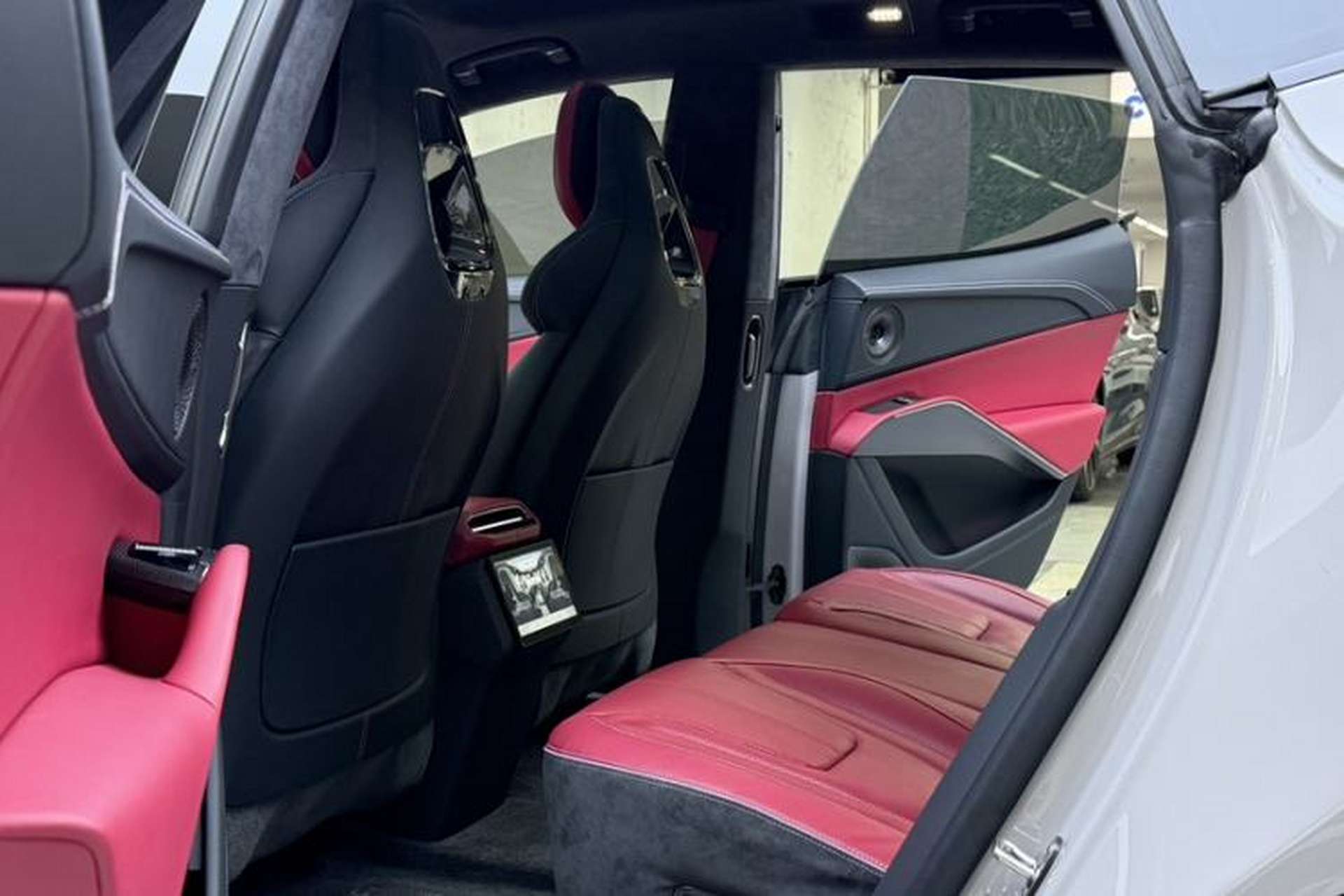Used Lotus ELETRE 2023 ELETRE R+ Interior 6