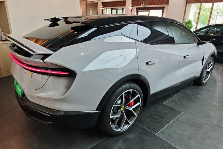 Used Lotus ELETRE 2023 ELETRE R+ Rear Right 45 Deg
