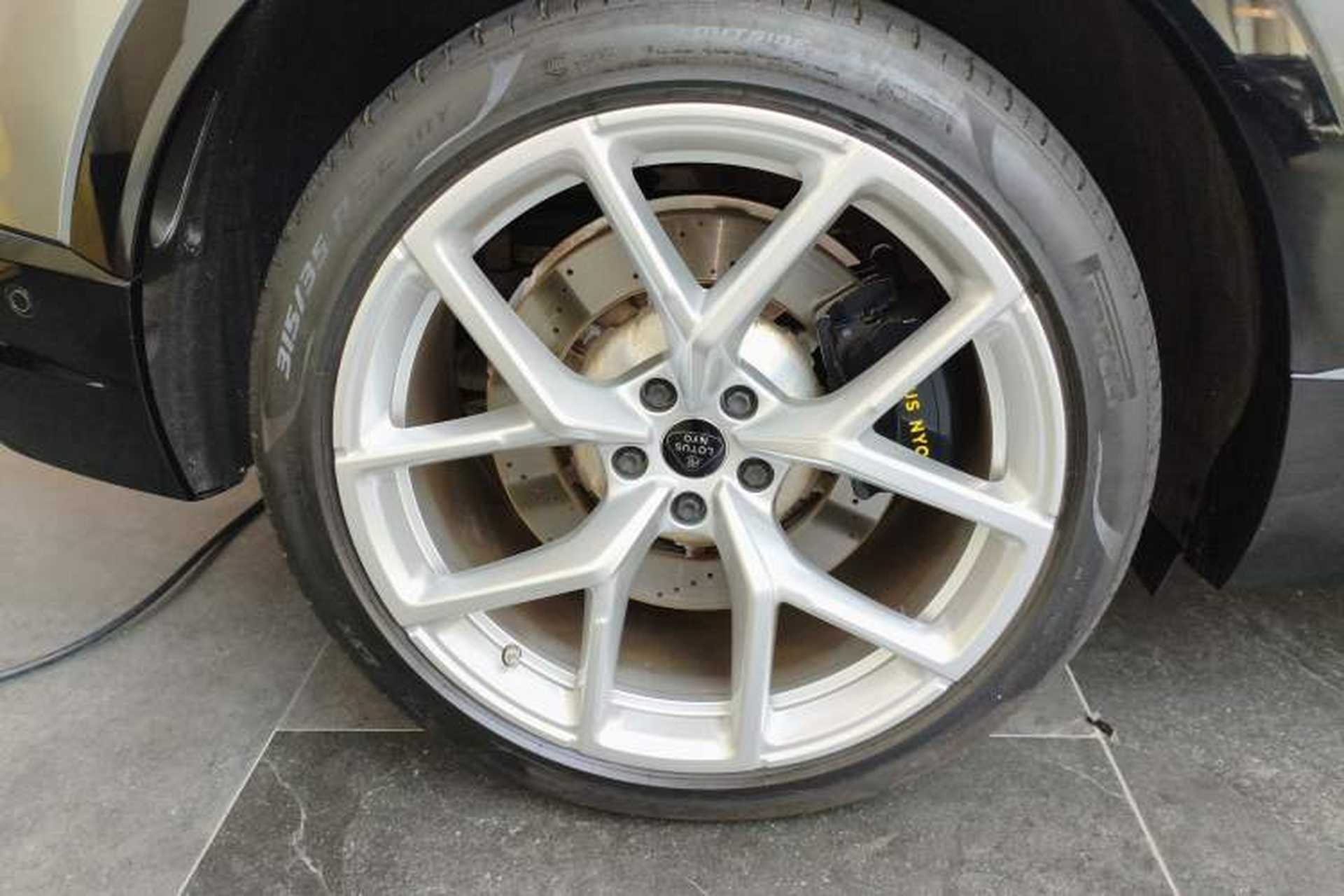 Used Lotus ELETRE 2023 ELETRE S+ Right Rear Wheel Hub