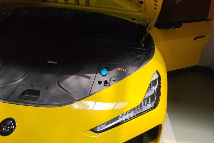 Used Lotus ELETRE 2023 ELETRE R+ Engine Bay Left