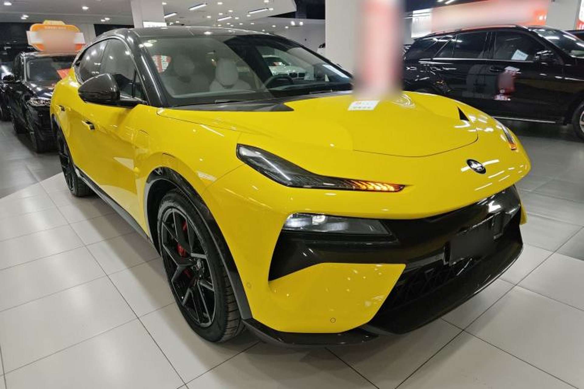 Used Lotus ELETRE 2023 ELETRE R+ Front Right 45 Deg