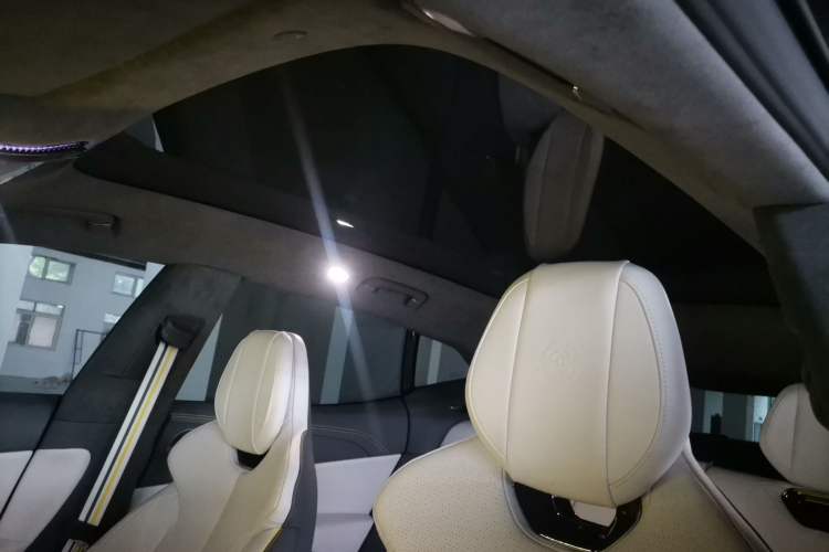 Used Lotus ELETRE 2023 ELETRE R+ Interior 3