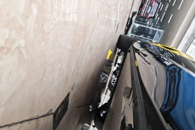 Used Lotus ELETRE 2023 ELETRE S+ Left Side Sill