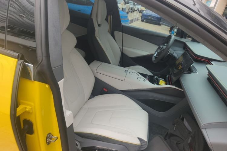 Used Lotus ELETRE 2023 ELETRE S+ Right Front Seat