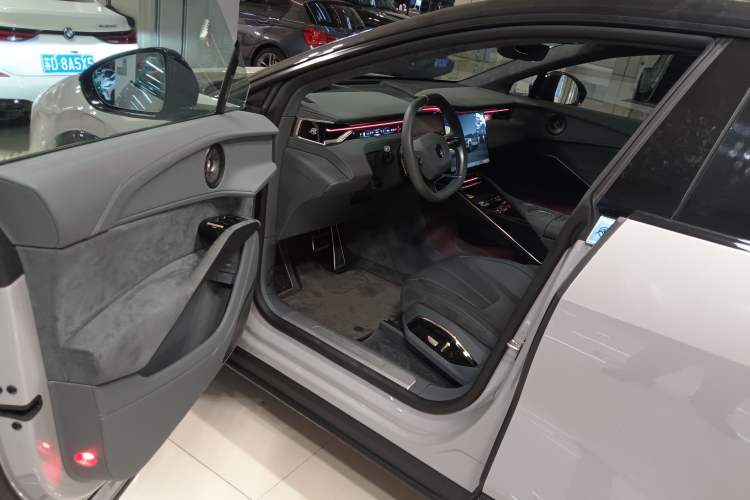 Used Lotus ELETRE 2024 ELETRE L+ Driver Seat