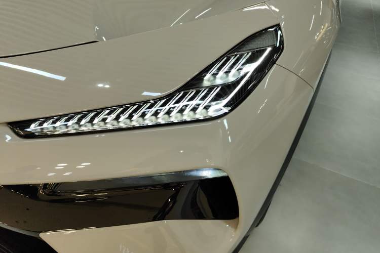 Used Lotus ELETRE 2024 ELETRE L+ Left Front Headlight