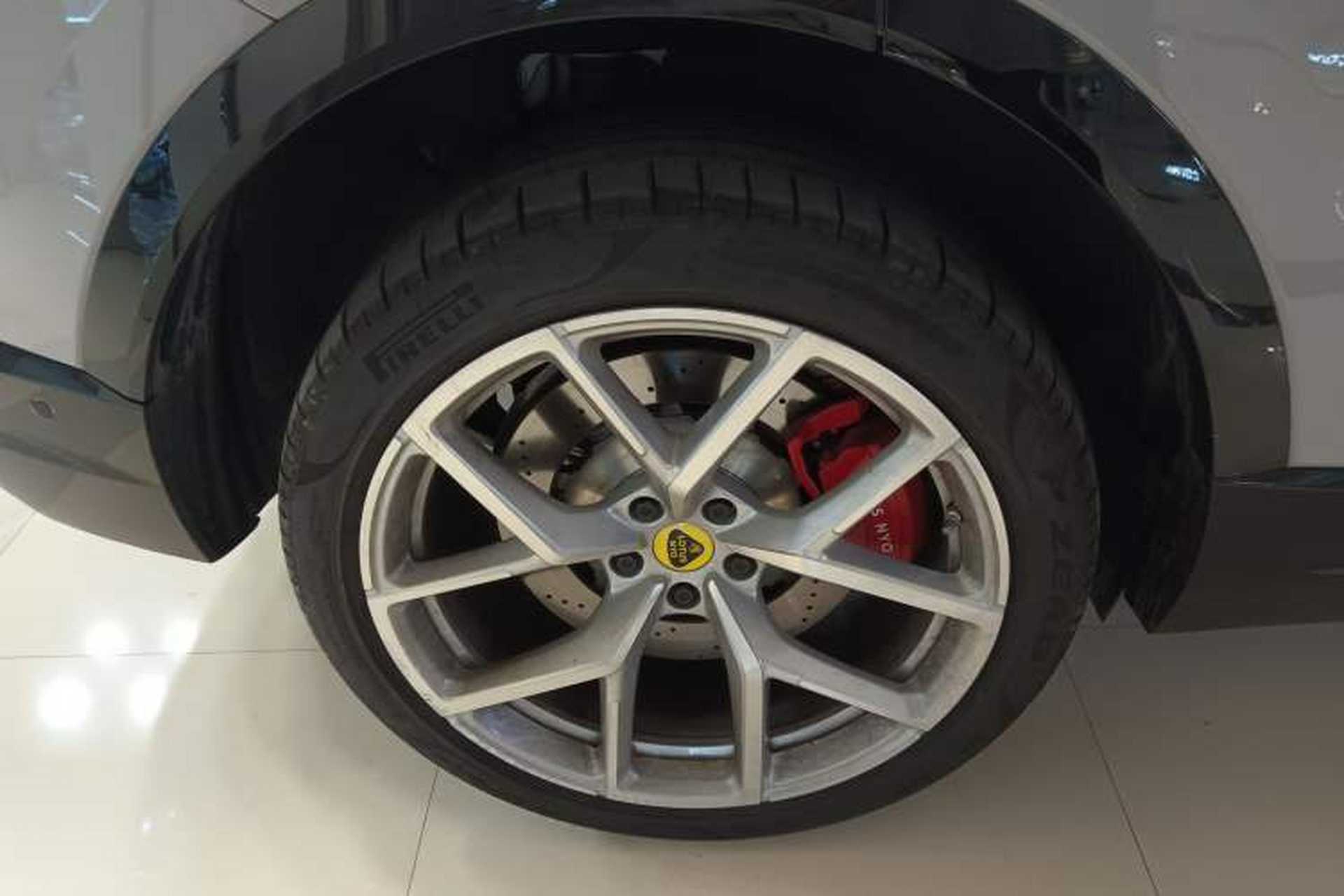 Used Lotus ELETRE 2024 ELETRE L+ Right Rear Wheel Hub