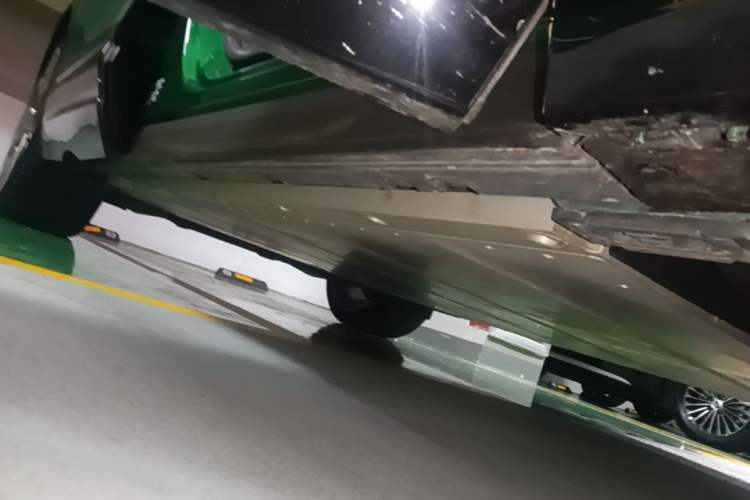 Used Lotus ELETRE 2026 Model, 600 SE, 5-seater Right Side Sill