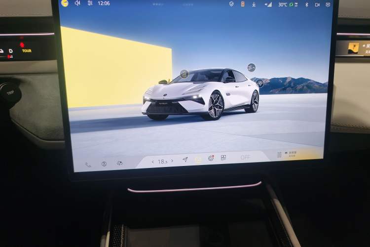 Used Lotus EMEYA 2025 600 Touring Edition Audio And AC Panel
