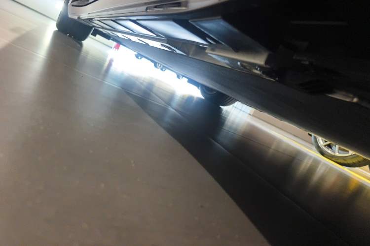 Used Lotus EMEYA 2025 600 Touring Edition Chassis Rear Left