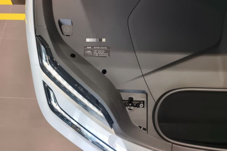 Used Lotus EMEYA 2025 600 Touring Edition Engine Bay Right