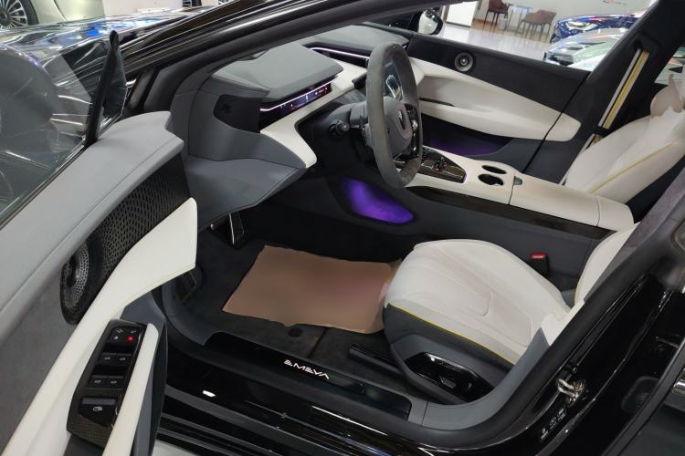 Used Lotus EMEYA 2024 EMEYA S+ Driver Seat