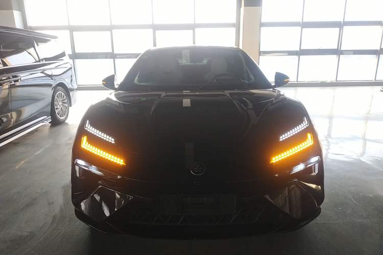 Used Lotus EMEYA 2024 EMEYA S+ Front