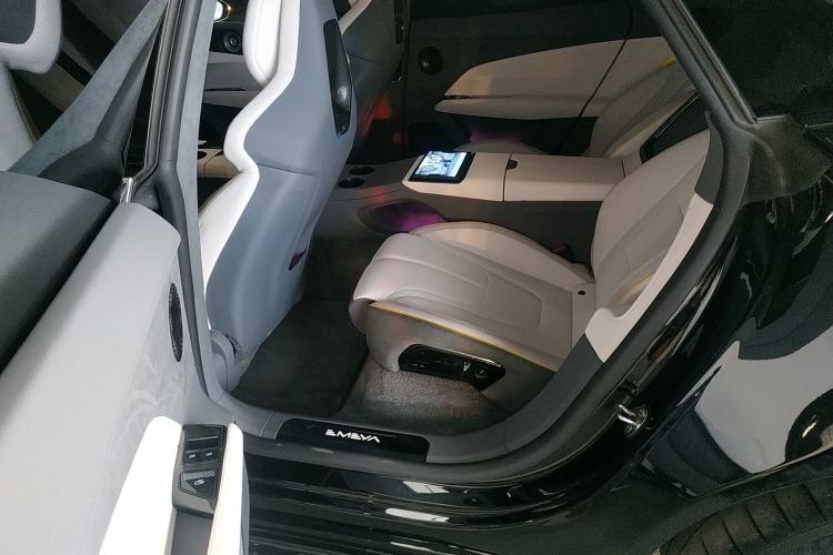 Used Lotus EMEYA 2024 EMEYA S+ Left Rear Seat