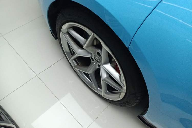 Used Lotus EMEYA 2024 EMEYA L+ Exterior 5