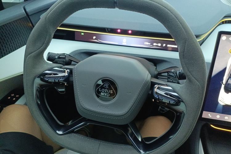 Used Lotus EMEYA 2024 EMEYA L+ Steering Wheel