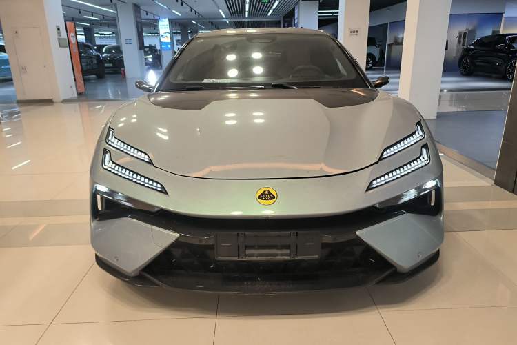 Used Lotus EMEYA 2024 EMEYA R+ Front