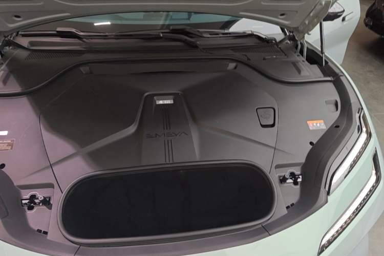 Used Lotus EMEYA 2024 EMEYA S+ Engine Bay