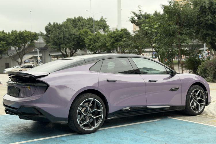 Used Lotus EMEYA 2024 EMEYA R+ Exterior 3