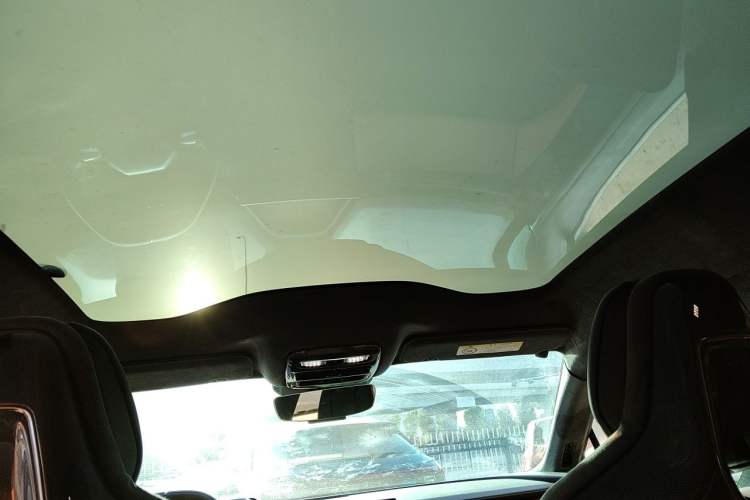 Used Lotus EMEYA 2024 EMEYA R+ Black Gold Edition Headliner