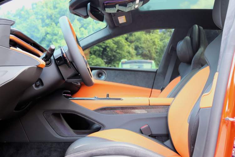 Used Lotus EMEYA 2024 EMEYA S+ Interior 2