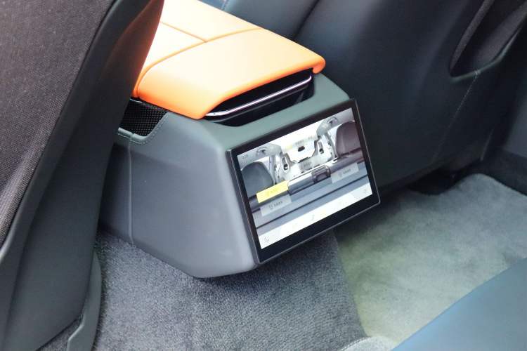 Used Lotus EMEYA 2024 EMEYA S+ Interior 7