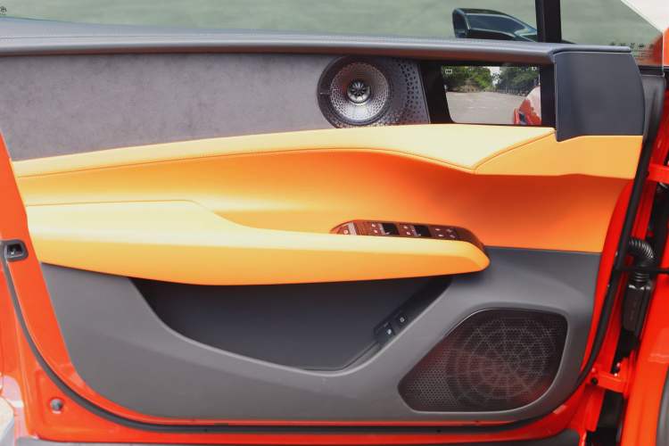 Used Lotus EMEYA 2024 EMEYA S+ Interior 8