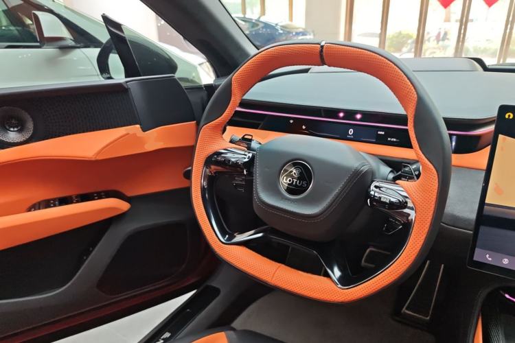 Used Lotus EMEYA 2024 EMEYA S+ Steering Wheel