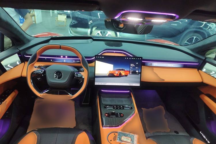 Used Lotus EMEYA 2024 EMEYA S+ Steering Wheel