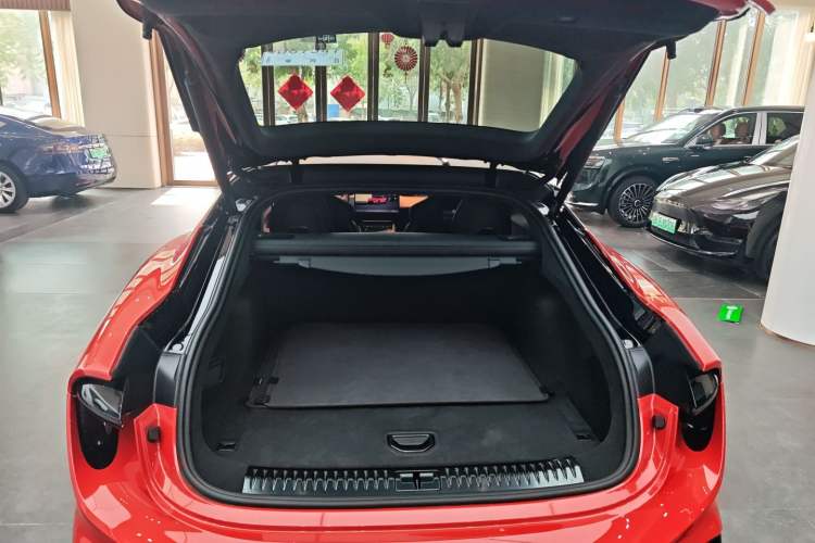Used Lotus EMEYA 2024 EMEYA S+ Trunk