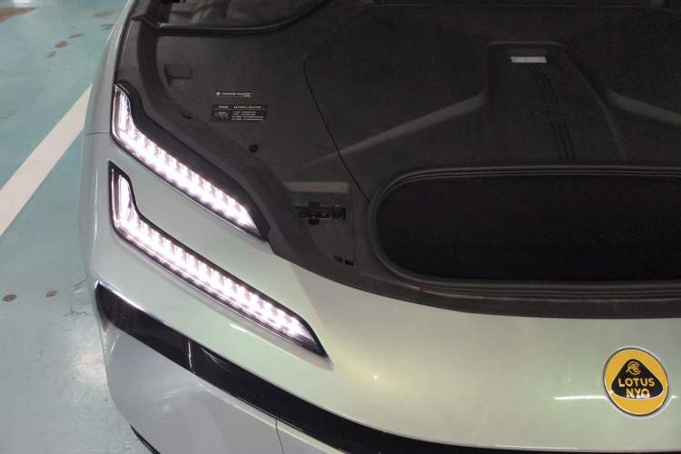 Used Lotus EMEYA 2024 EMEYA S+ Engine Bay Right