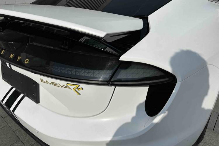 Used Lotus EMEYA 2024 EMEYA L+ Exterior 1