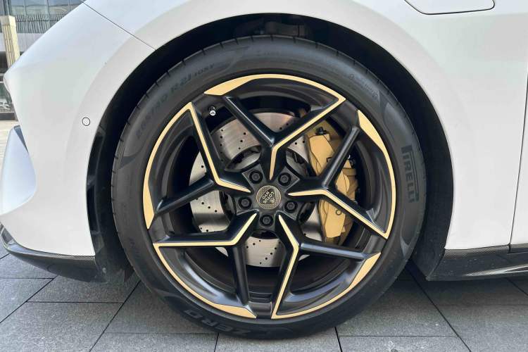 Used Lotus EMEYA 2024 EMEYA L+ Exterior 10
