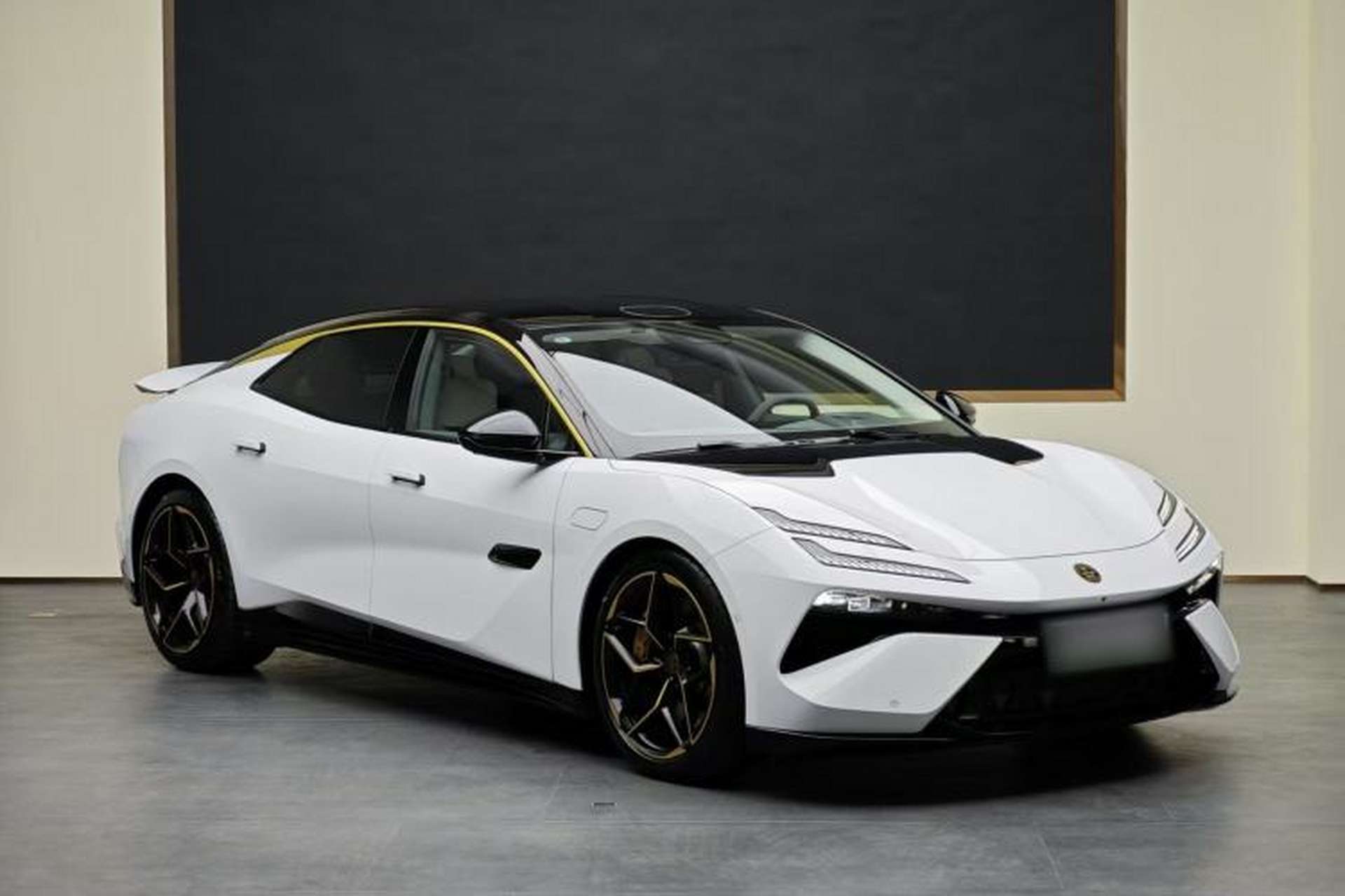 Used Lotus EMEYA 2024 EMEYA L+ Platinum Edition Exterior 3