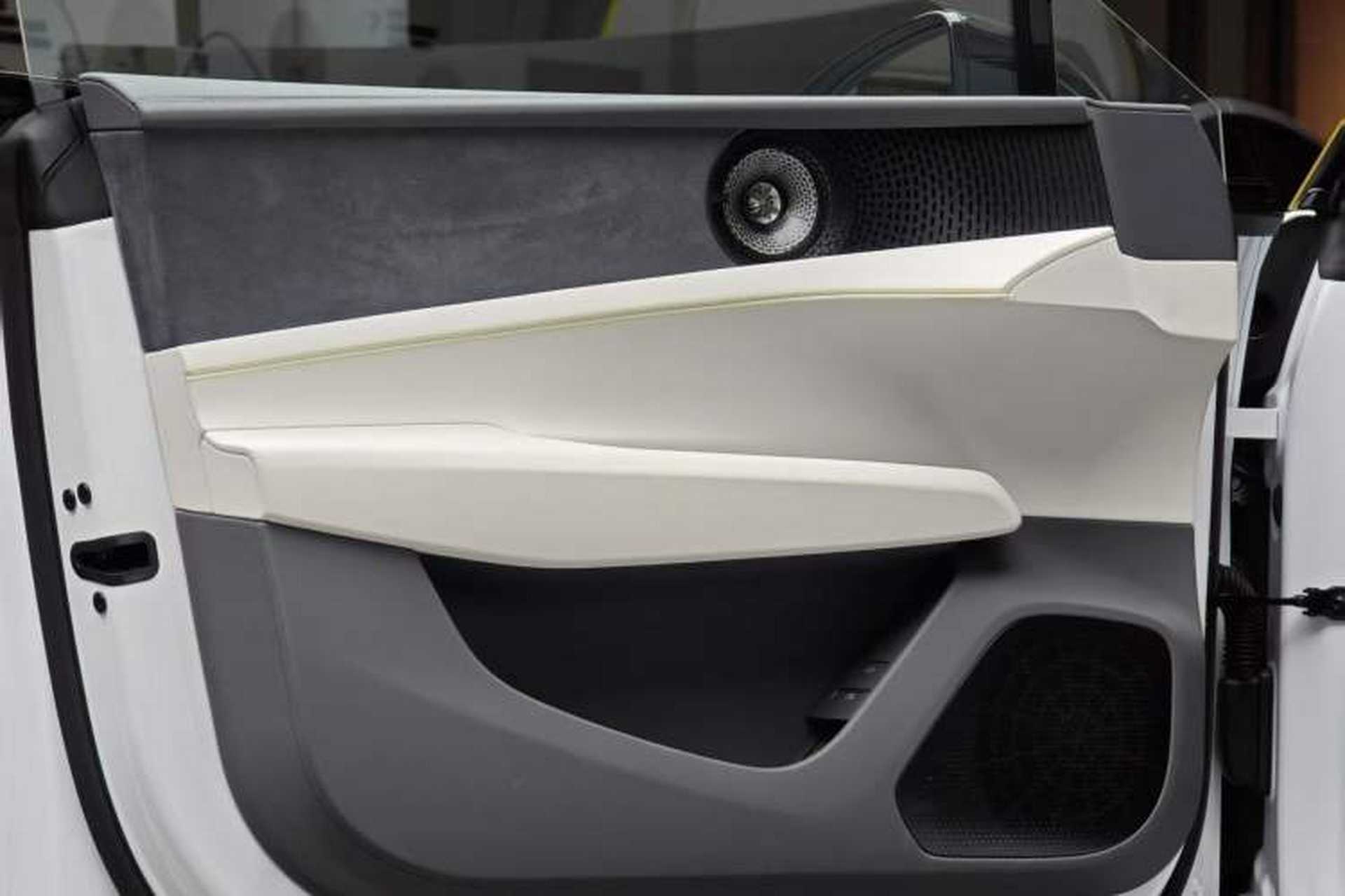 Used Lotus EMEYA 2024 EMEYA L+ Platinum Edition Interior 12