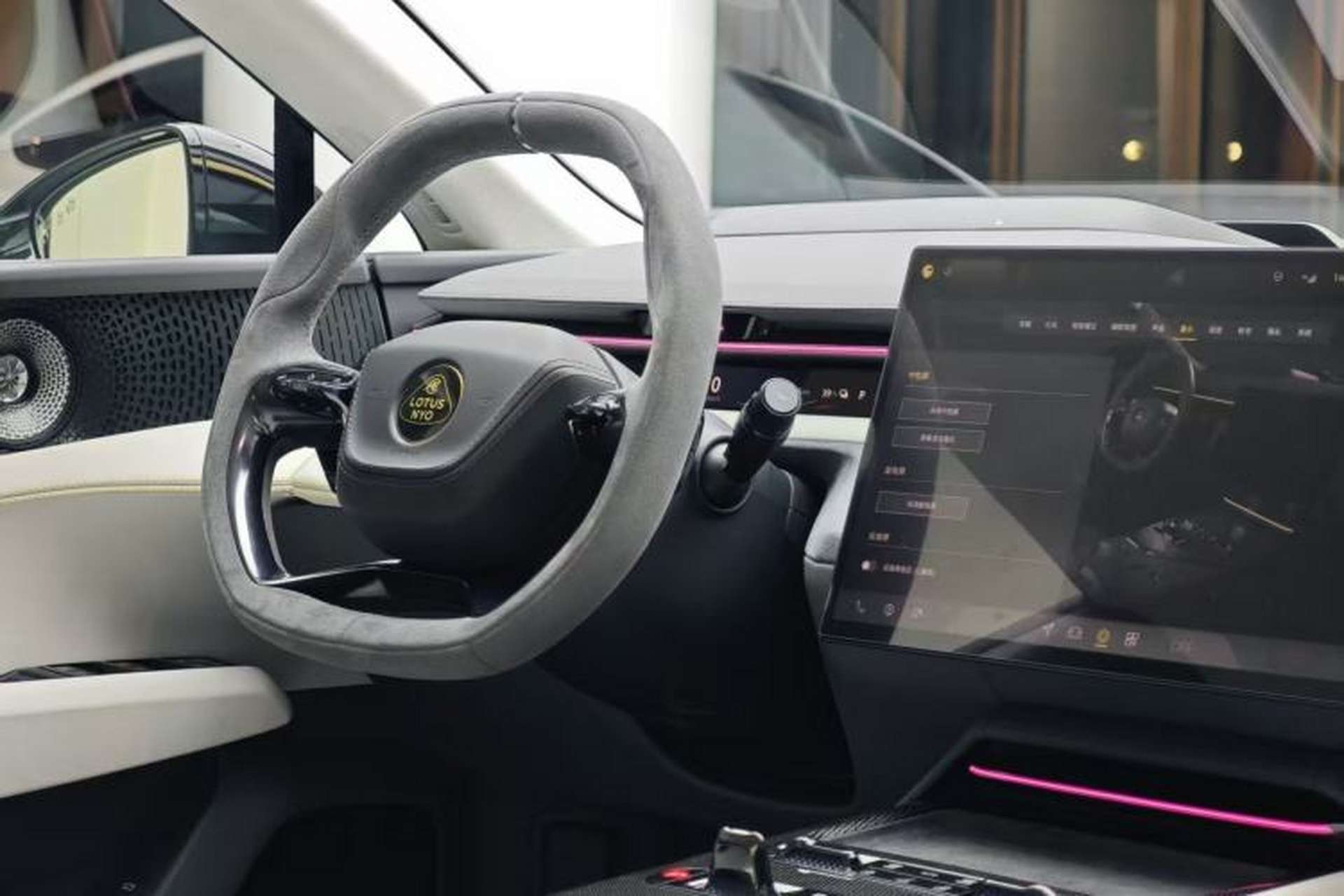 Used Lotus EMEYA 2024 EMEYA L+ Platinum Edition Interior 14