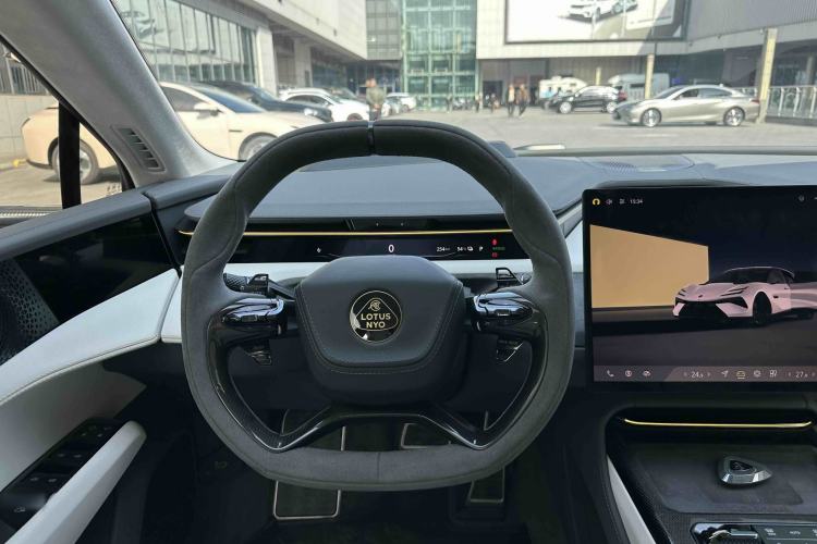 Used Lotus EMEYA 2024 EMEYA L+ Interior 7