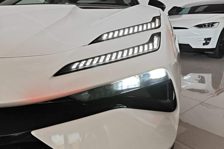 Used Lotus EMEYA 2024 EMEYA L+ Left Front Headlight