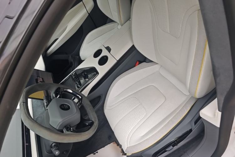 Used Lotus EMEYA 2024 EMEYA L+ Left Front Seat