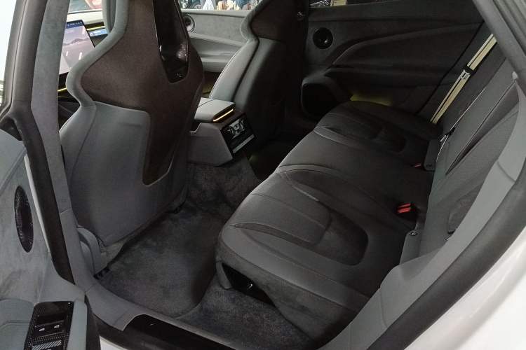 Used Lotus EMEYA 2024 EMEYA L+ Left Rear Seat