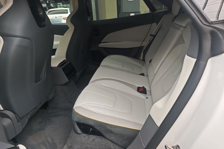 Used Lotus EMEYA 2024 EMEYA L+ Left Rear Seat