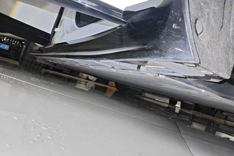 Used Lotus EMEYA 2024 EMEYA L+ Right Side Sill