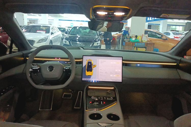 Used Lotus EMEYA 2024 EMEYA S+ Interior 2