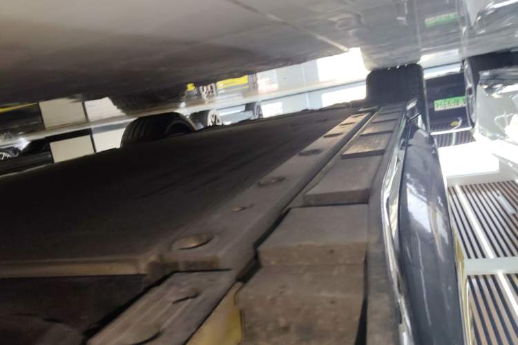 Used Lotus EMEYA 2024 EMEYA S+ Right Side Sill