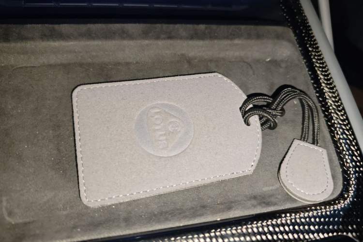 Used Lotus EMEYA 2024 EMEYA R+ Vehicle Key