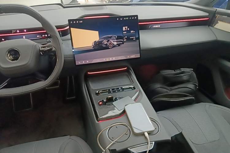 Used Lotus EMEYA 2025 600 Luxury Edition Audio And AC Panel