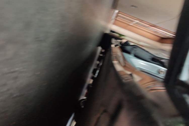 Used Lotus EMEYA 2025 600 Touring Edition Right Side Sill