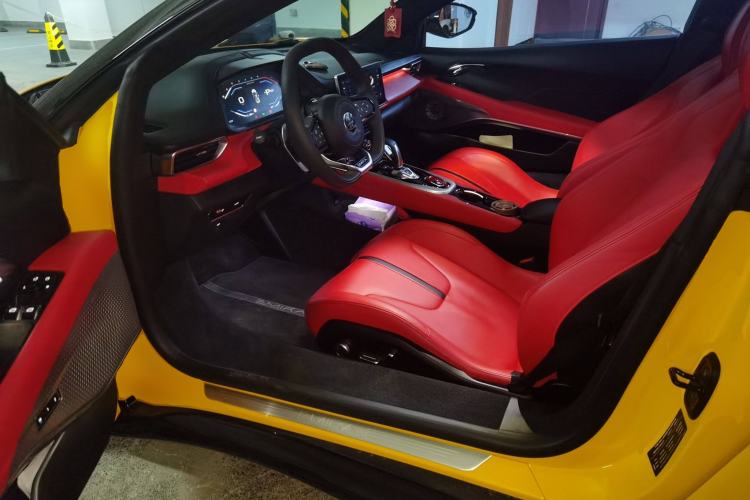 Used Lotus EMIRA 2023 2.0T First Edition Driver Seat