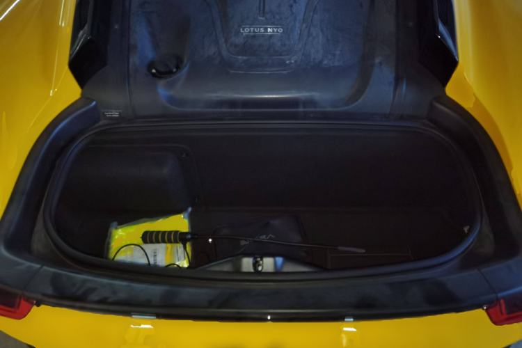 Used Lotus EMIRA 2023 2.0T First Edition Engine Bay